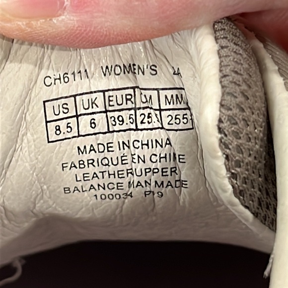 Aravon taupe lace ups - Picture 8 of 8